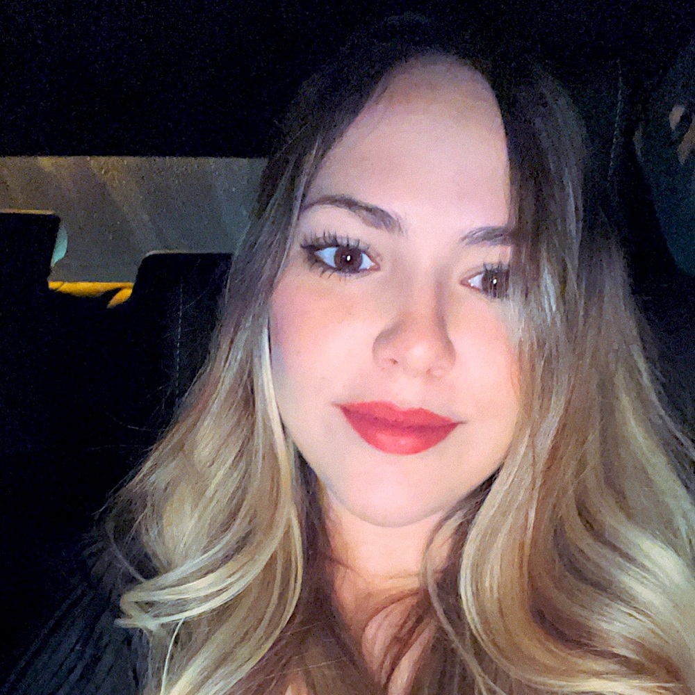 Meet your Posher, Daniela